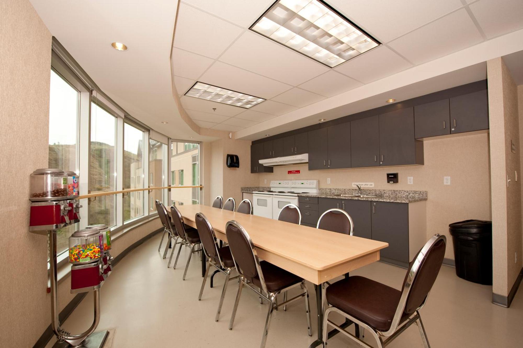 Residence & Conference Centre - Kamloops Ngoại thất bức ảnh