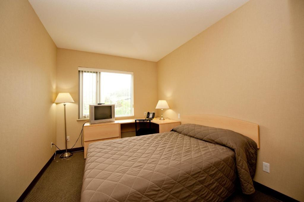 Residence & Conference Centre - Kamloops Phòng bức ảnh